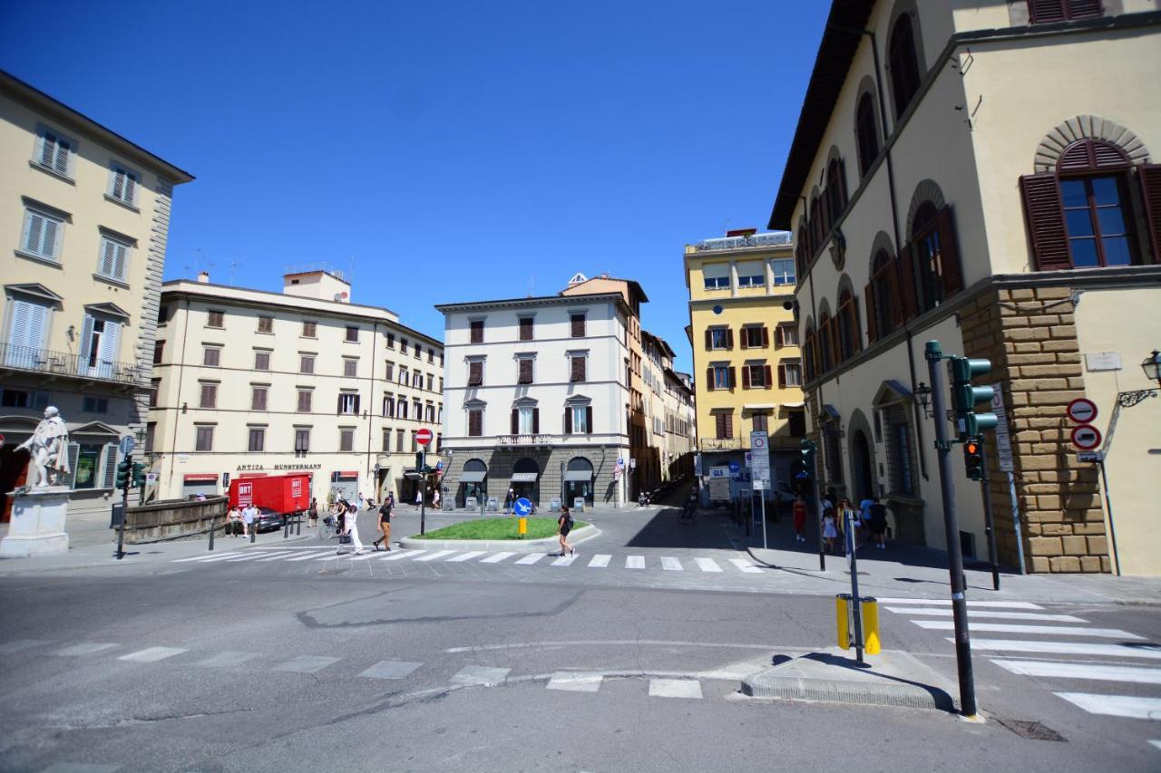 Vicky Apartment Firenze Bagian luar foto