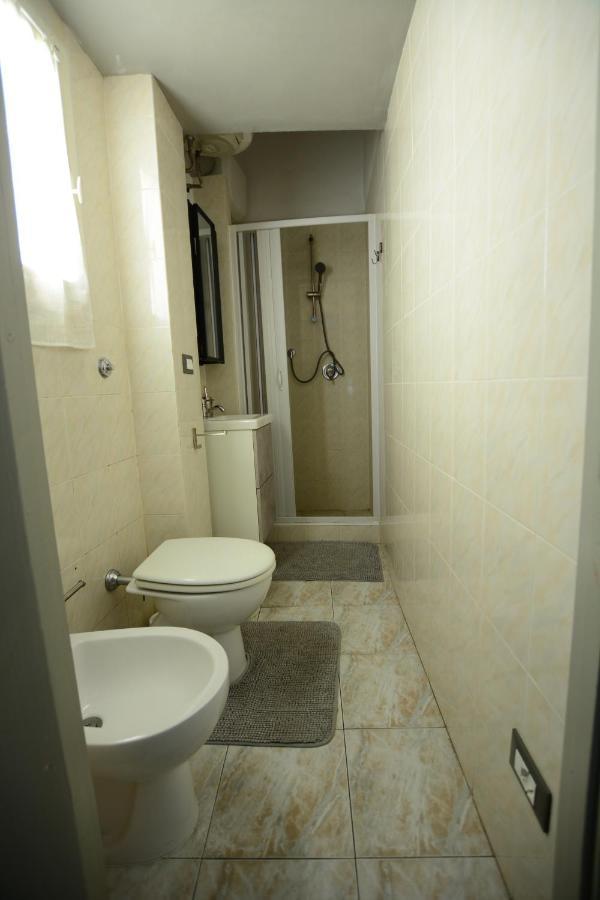 Vicky Apartment Firenze Bagian luar foto